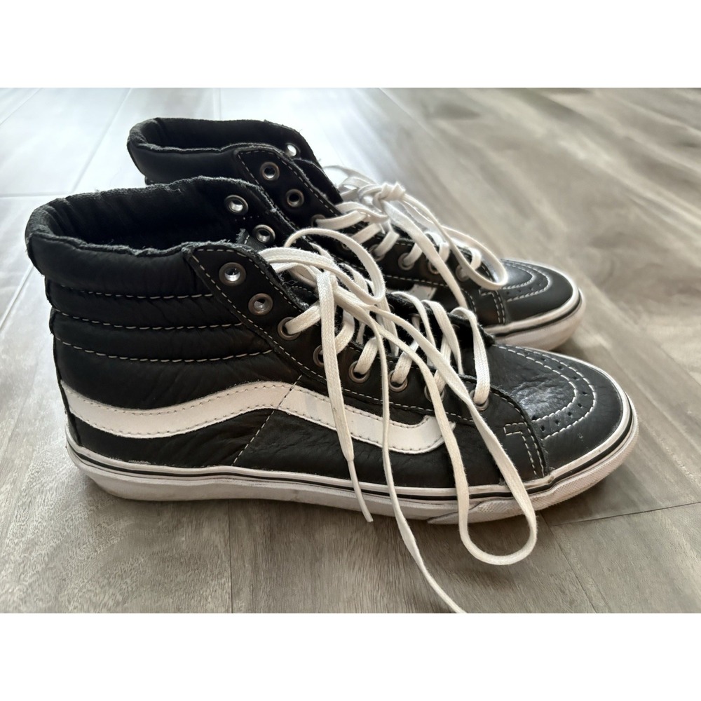 VANS Sk8-Hi MTE Black Patent Leather Skate Shoes Women's Size 5 US